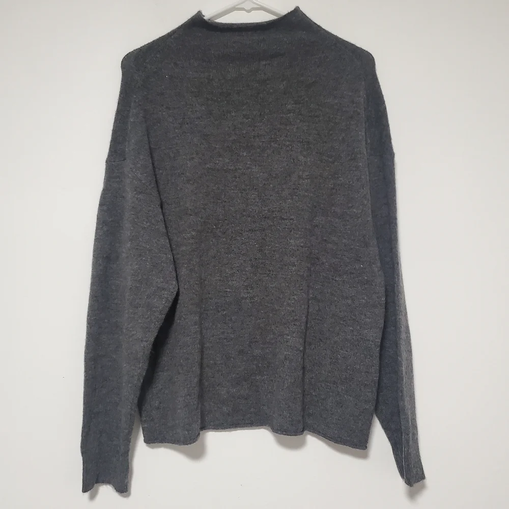 Leith Cozy Mock Neck Grey Sweater - Picture 5 of 6